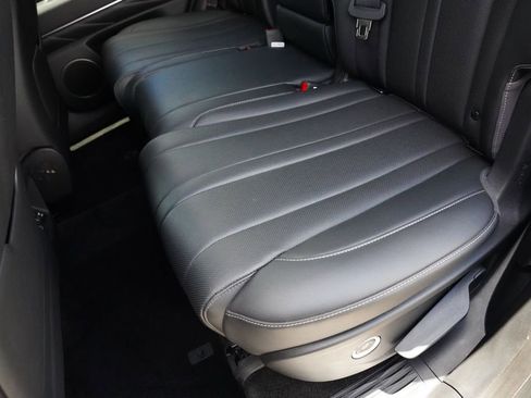Used 2025 Genesis GV80 2.5T Standard AWD/4WD image 20