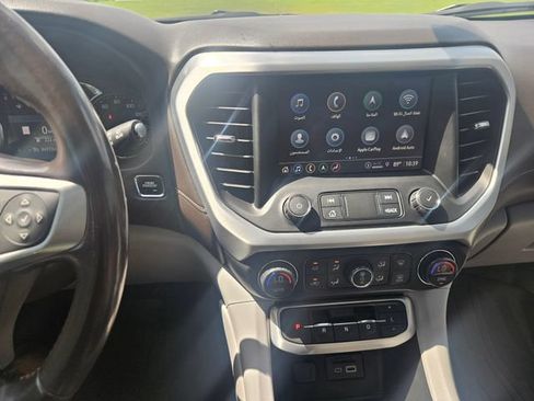Used 2021 GMC Acadia SLT w/ Premium Package FWD image 17