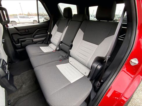 Used 2025 Toyota 4Runner TRD Off-Road image 19