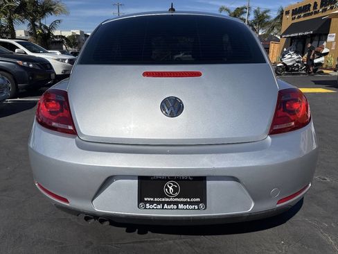 Used 2012 Volkswagen Beetle 2.5 image 4