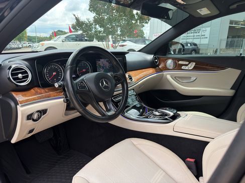Used 2018 Mercedes-Benz E 300 image 10