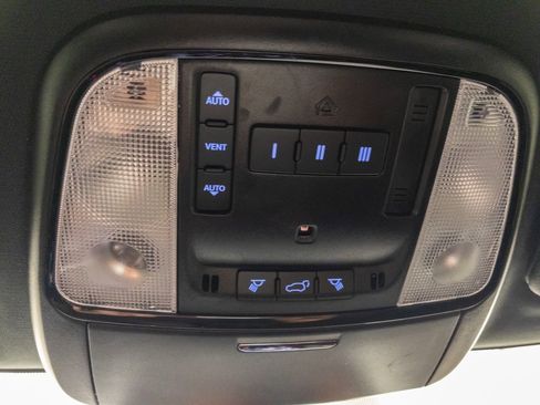 Used 2024 Dodge Durango GT image 27