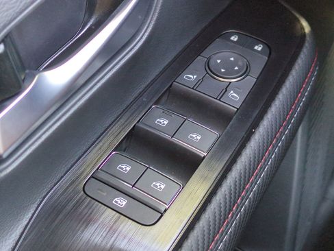 New 2026 Nissan Kicks SR FWD image 22
