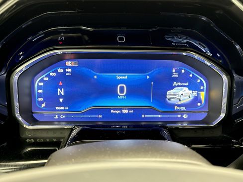 Used 2024 Chevrolet Silverado 1500 LT image 9