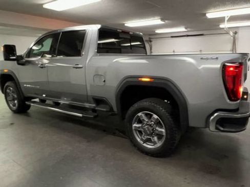 Certified 2025 GMC Sierra 2500 SLE w/ SLE Value Package; AWD/4WD image 6