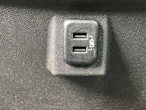 Used 2017 Buick Enclave Leather image 15