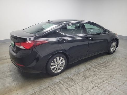 Used 2015 Hyundai Elantra SE w/ Option Group 03 FWD image 10