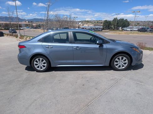 Used 2022 Toyota Corolla LE FWD image 8
