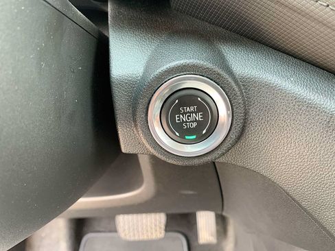 Certified 2021 Chevrolet TrailBlazer LT w/ Convenience Package FWD image 16