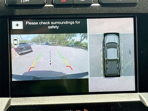 Used 2018 Ford F150 Lariat w/ Equipment Group 502A Luxury AWD/4WD image 14