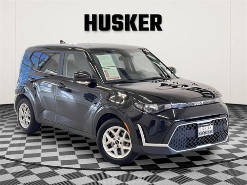 Used 2023 Kia Soul S image 1
