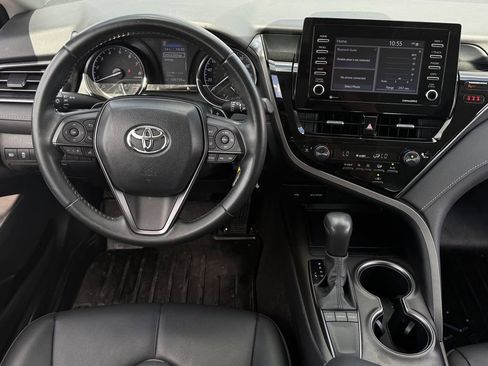 Used 2023 Toyota Camry SE image 12