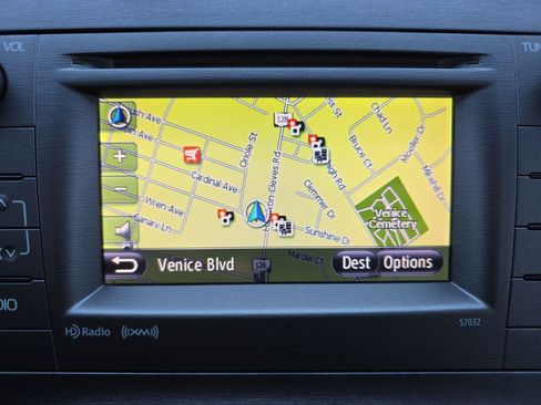 Used 2013 Toyota Prius Persona Series image 24