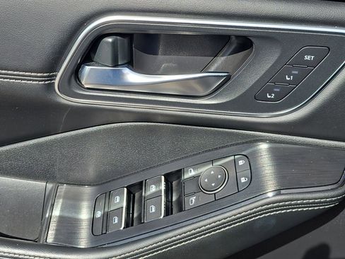 Used 2023 Nissan Rogue Platinum w/ Platinum Premium Package image 21