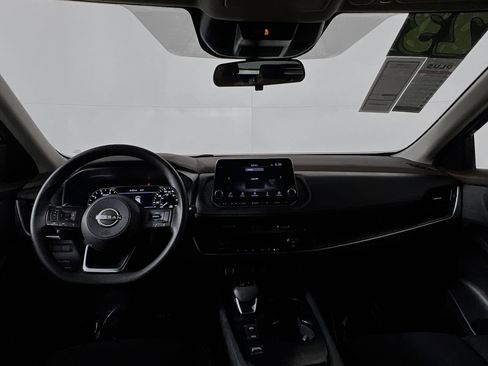 Used 2023 Nissan Rogue SV image 30