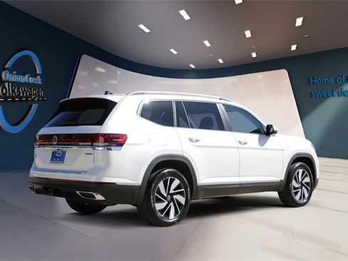 New 2026 Volkswagen Atlas SEL image 5