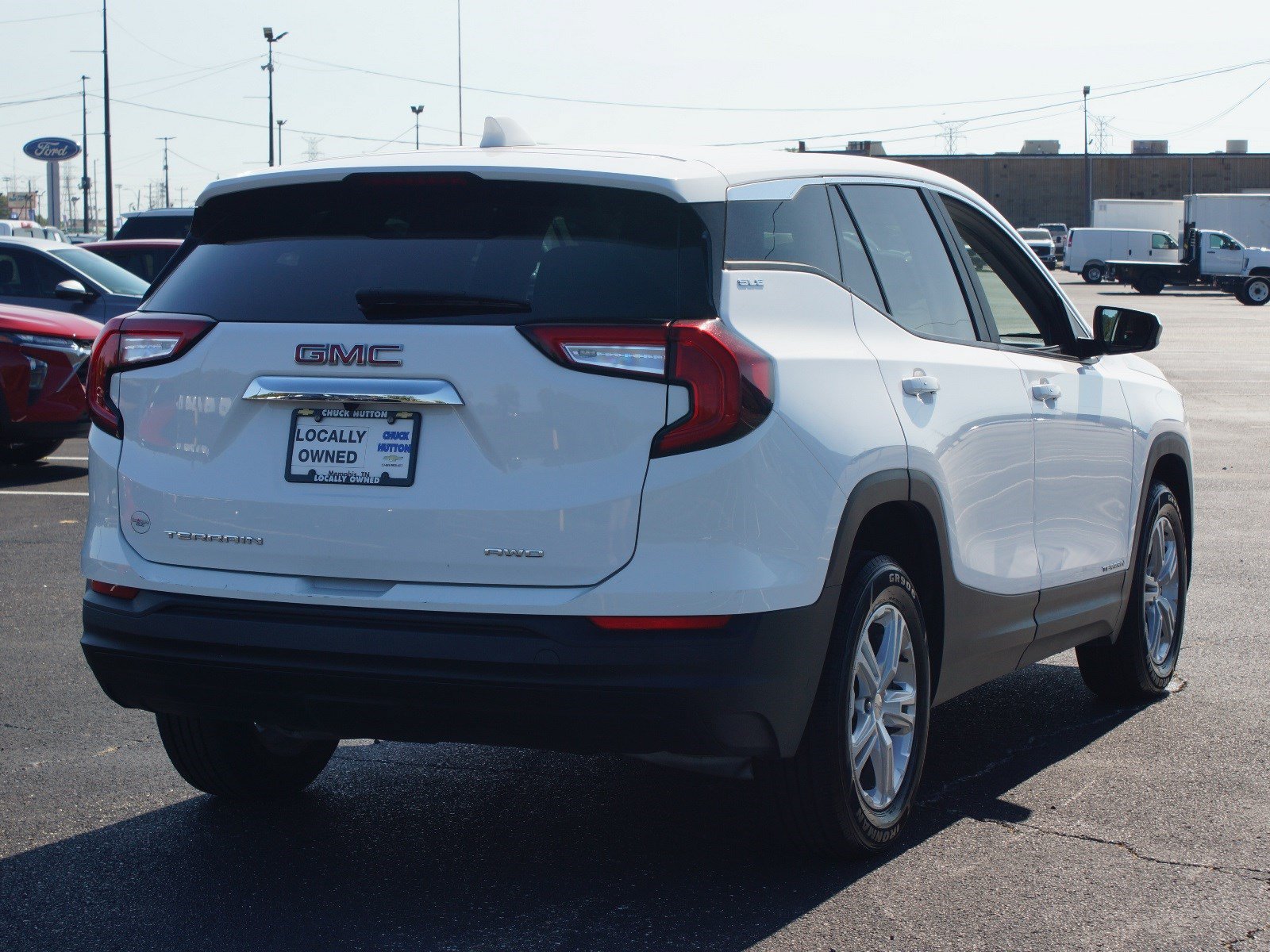 Used 2024 GMC Terrain SLE AWD/4WD image 19