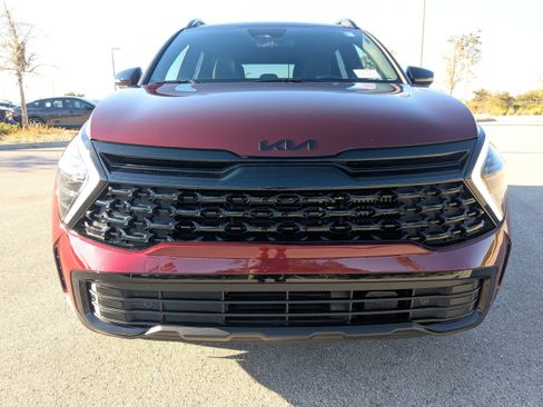 Used 2025 Kia Sportage X-Line image 3