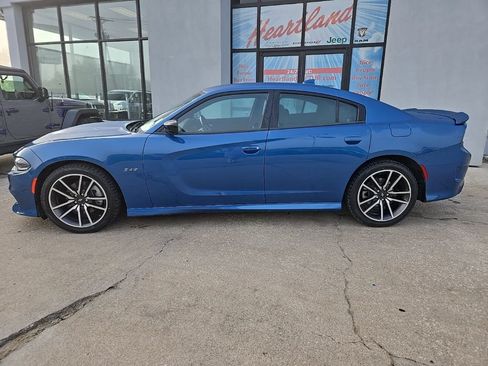 Used 2023 Dodge Charger R/T RWD image 6