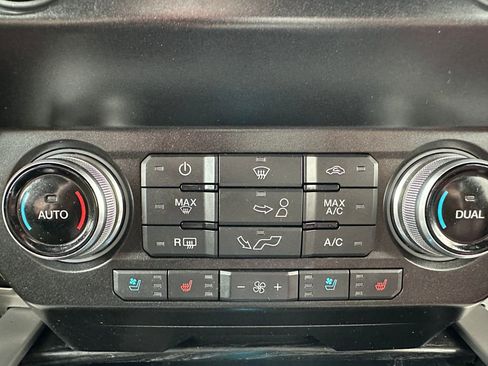Used 2020 Ford F150 Platinum w/ Equipment Group 701A Luxury AWD/4WD image 7