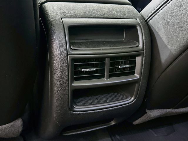 Used 2021 Cadillac XT5 Sportv AWD/4WD image 33