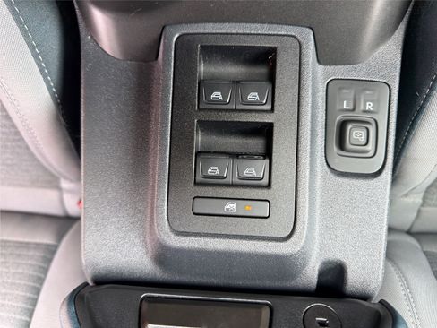 Used 2023 Ford Bronco Outer Banks AWD/4WD image 28