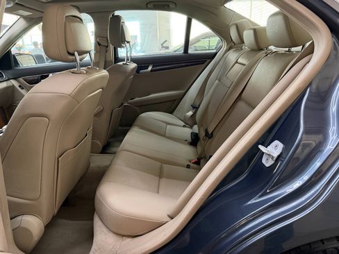 Used 2014 Mercedes-Benz C 250 Sedan image 13