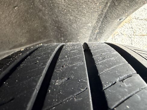 Used 2017 Chrysler Pacifica Touring w/ Tire & Wheel Group image 14