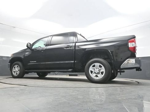 Used 2021 Toyota Tundra SR5 AWD/4WD image 38