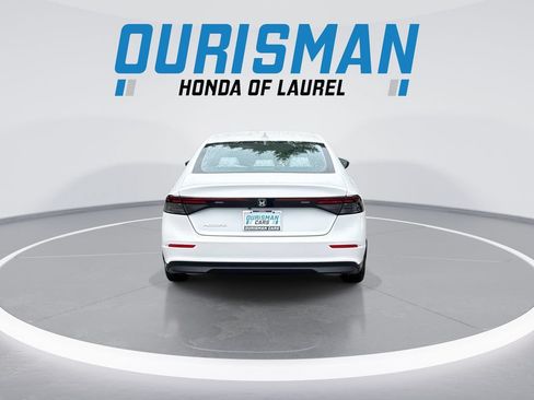 Used 2023 Honda Accord EX image 7