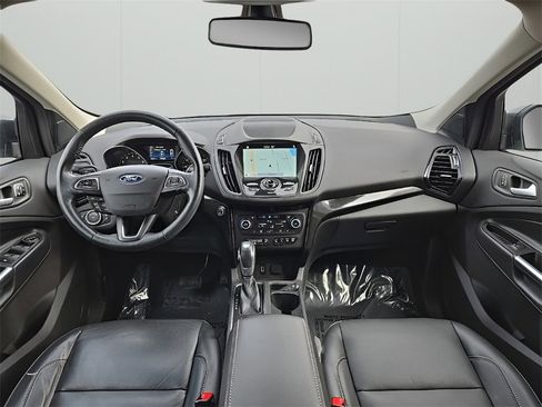 Used 2019 Ford Escape Titanium image 22