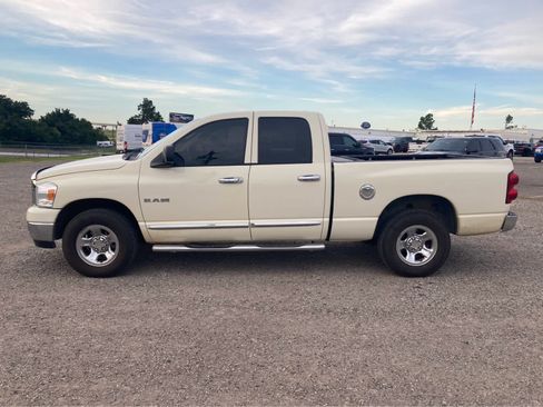 Used 2008 Dodge Ram 1500 Truck SLT w/ Cool Chrome Pkg RWD image 2