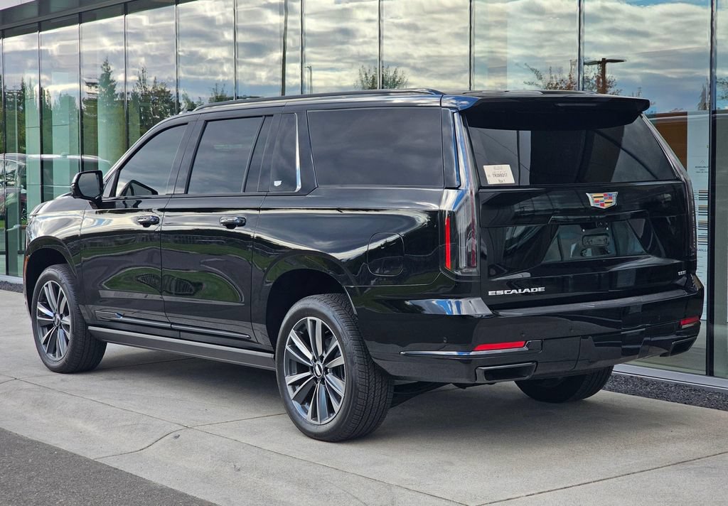 New 2026 Cadillac Escalade ESV Sport AWD/4WD image 3