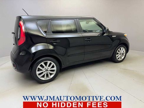 Used 2019 Kia Soul + image 5
