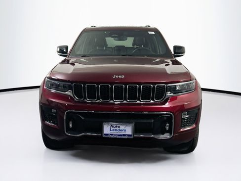 Used 2023 Jeep Grand Cherokee Overland image 2