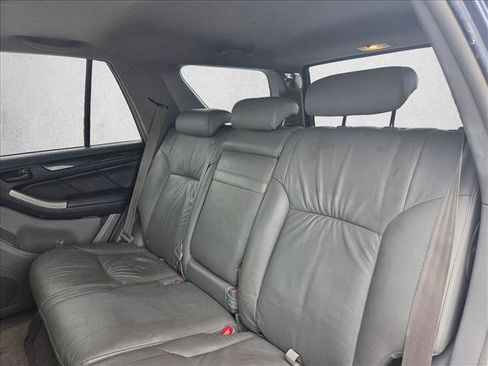 Used 2007 Toyota 4Runner Limited AWD/4WD image 16