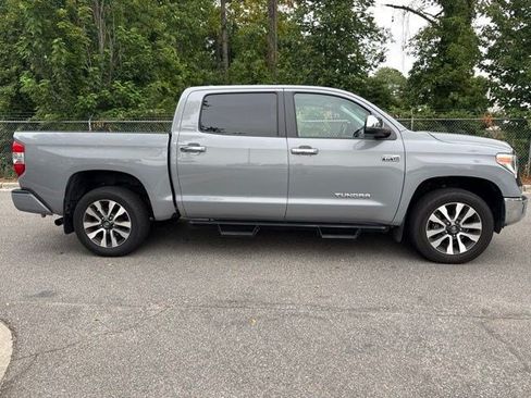 Used 2021 Toyota Tundra Limited w/ Limited Premium Package AWD/4WD image 4