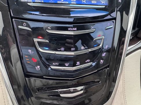 Used 2017 Cadillac Escalade Luxury image 23