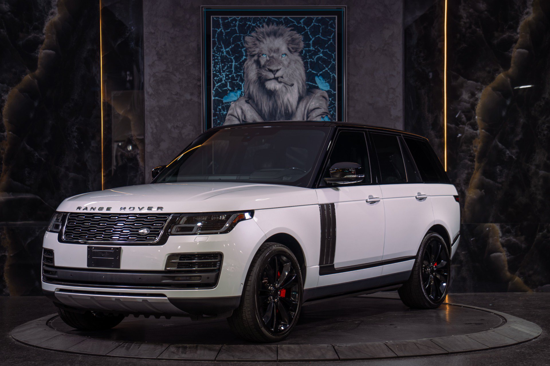 Used 2021 Land Rover Range Rover SV Autobiography Dynamic AWD/4WD image 1