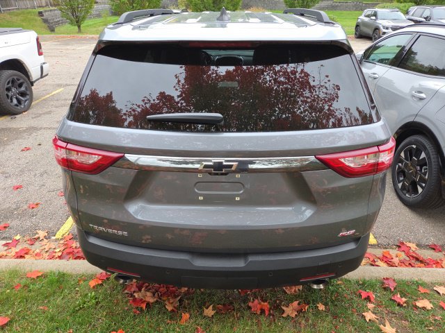 Used 2020 Chevrolet Traverse RS w/ LPO, Floor Liner Package FWD image 5