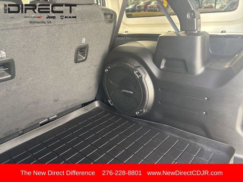 Used 2022 Jeep Wrangler Unlimited Rubicon image 27