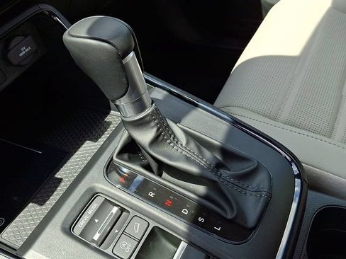 Used 2026 Honda CR-V EX-L image 16