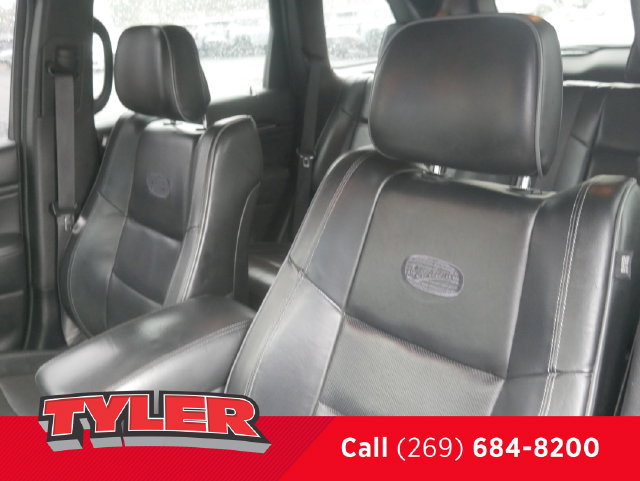 Used 2019 Jeep Grand Cherokee Overland AWD/4WD image 36