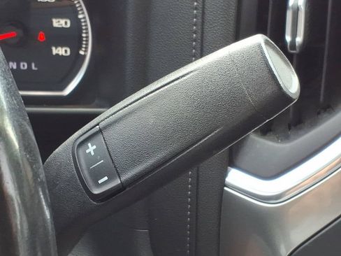 Used 2021 Chevrolet Silverado 1500 LT AWD/4WD image 20