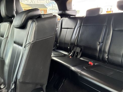 Used 2020 Ford Expedition XLT w/ Equipment Group 202A image 21