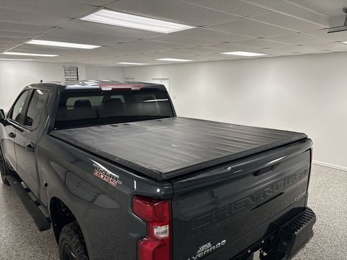 Used 2021 Chevrolet Silverado 1500 Custom Trail Boss image 28