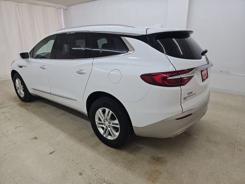 Used 2020 Buick Enclave Essence w/ Sound and Sites Package image 15