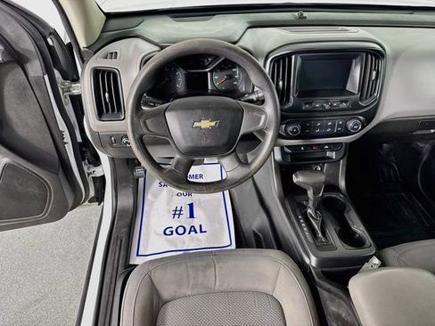 Used 2018 Chevrolet Colorado W/T RWD image 20