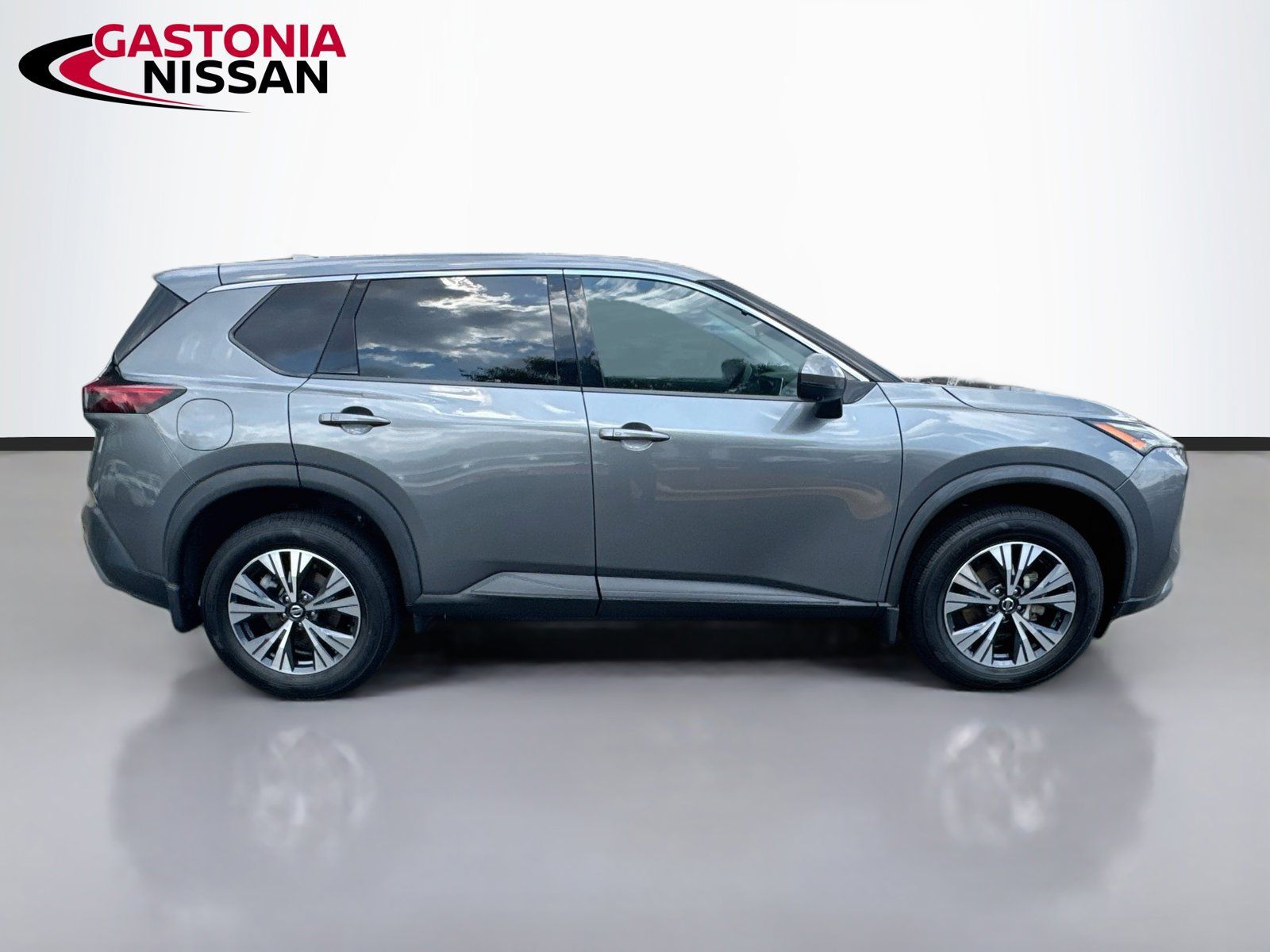 Used 2021 Nissan Rogue SV FWD image 10