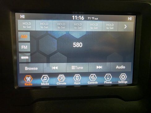 Used 2020 Jeep Renegade Altitude image 3